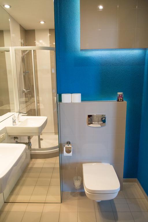 Modern Apartment In City Center クラクフ エクステリア 写真