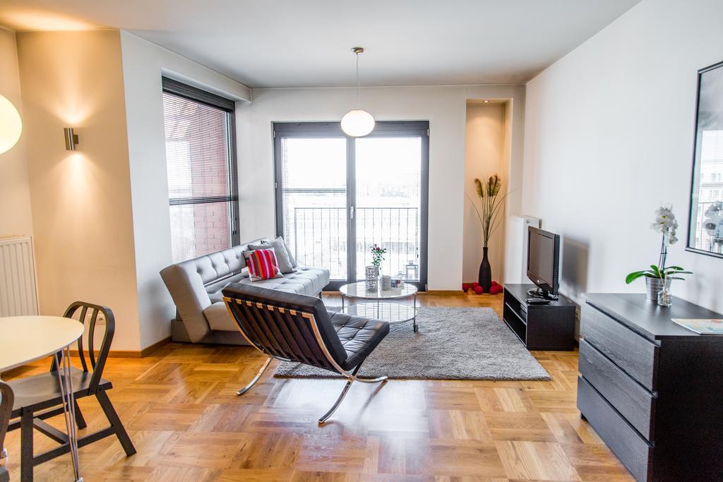 Modern Apartment In City Center クラクフ エクステリア 写真